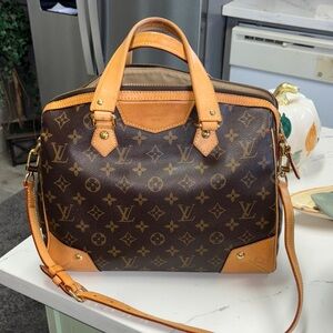 Luis Vuitton Retiro PM Monogram Satchell